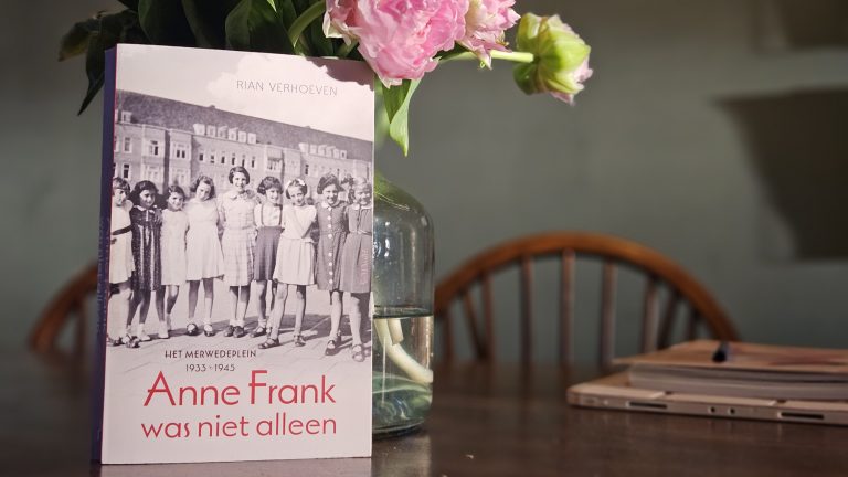 Lees meer over het artikel Boekbespreking: Anne Frank was niet alleen